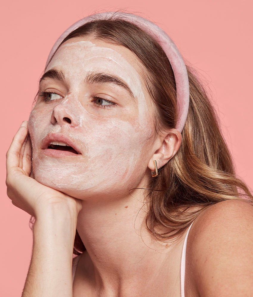 frank-body-glow-mask_DOT.COM_ROLL-OVER-MODEL